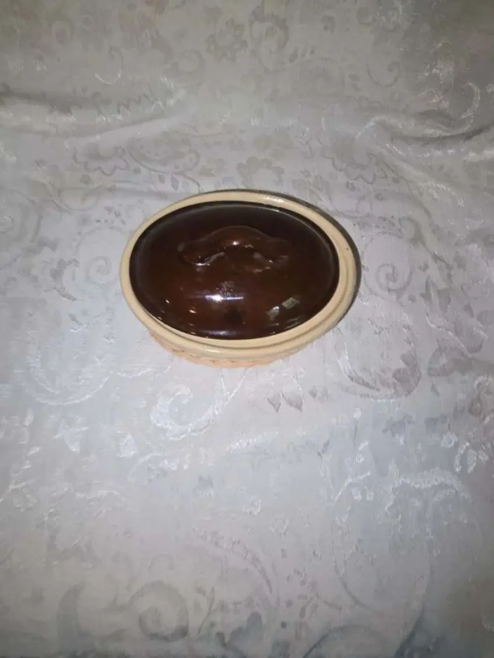 6.5x4 inch crock in a basket